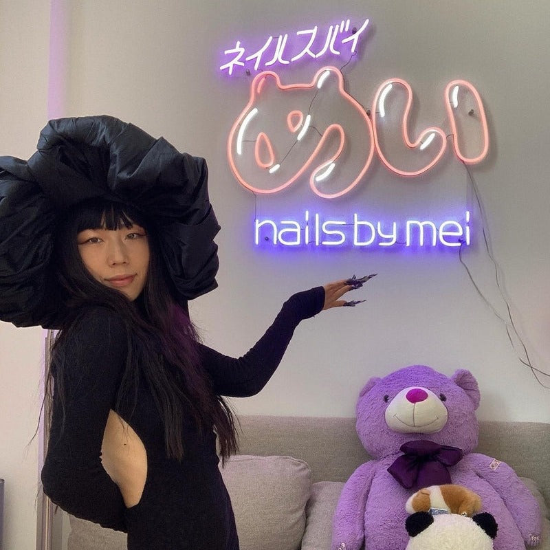 Nails By Mei : la manucure japonaise qui transforme son métier en art.